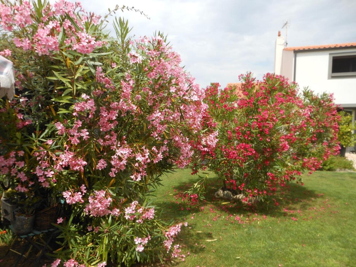 Chambre D'Hotes Aux Sables D'Olonne เลส์ซาบล์-โดล็อนน์ ภายนอก รูปภาพ